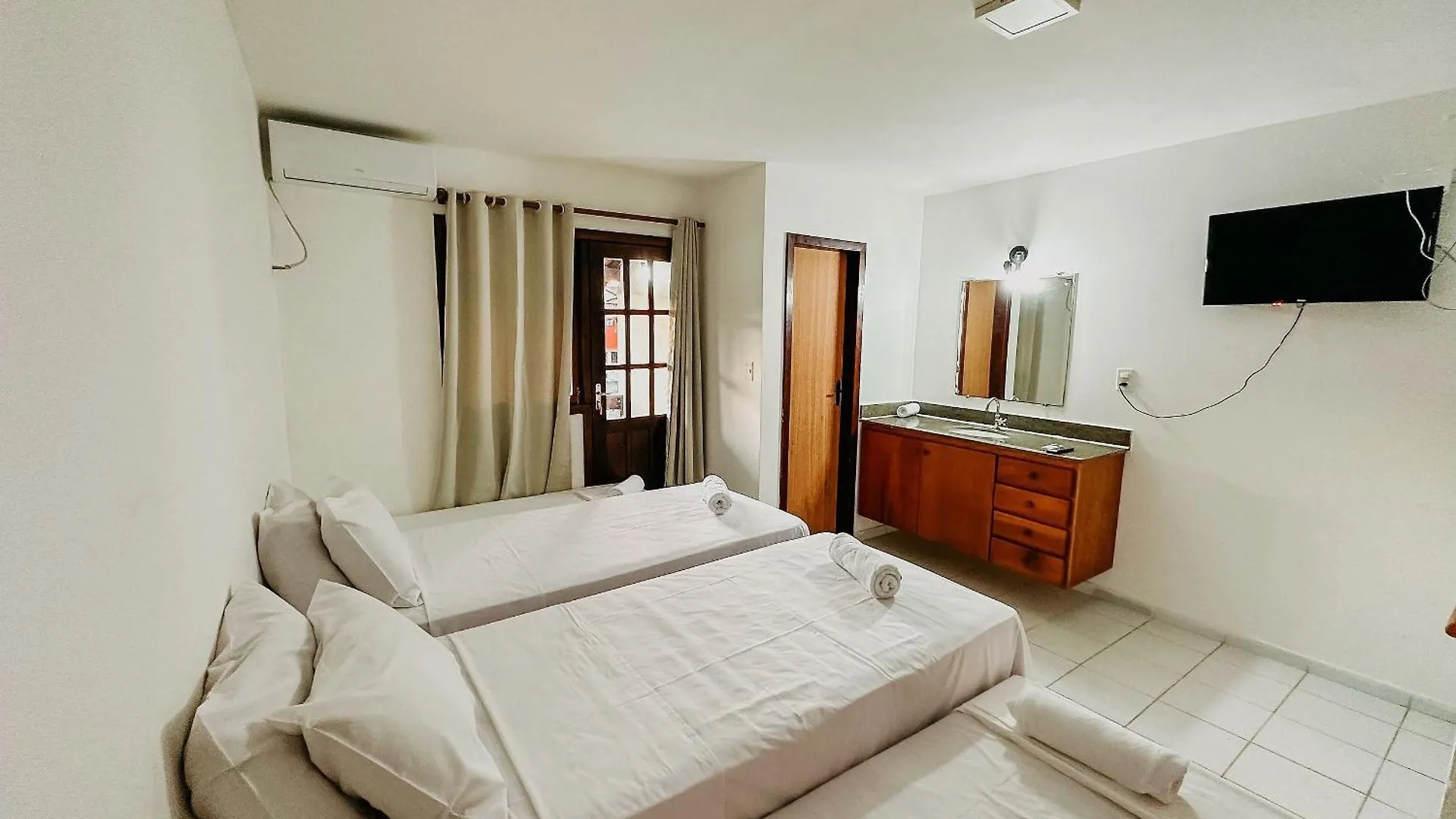 Casas No Residencial Mont Sinai Com 2 Ou 3 Suites (Adults Only) Porto Seguro 0*,  Brasil